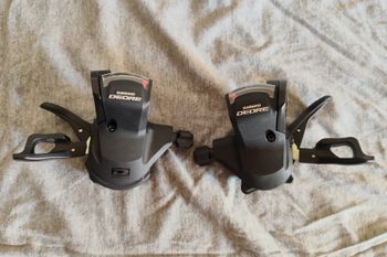 Używany Shimano Deore SL-M610 Drivetrain & Pedals