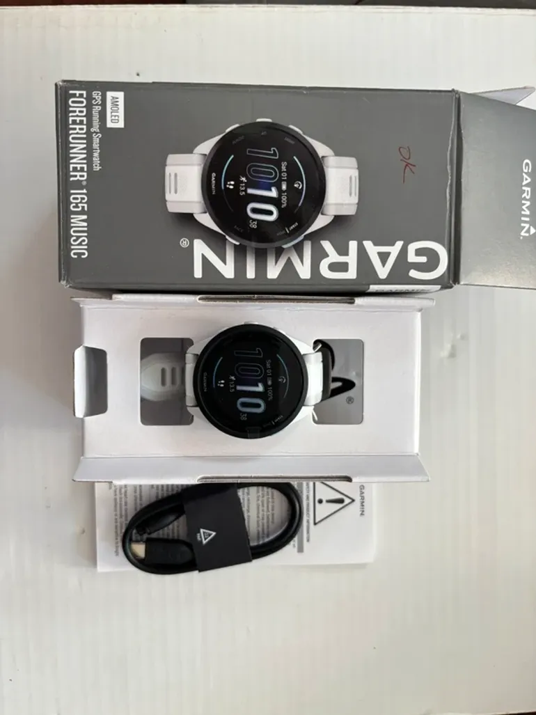 Used Garmin Forerunner 165 Music bike — image 3 of 4