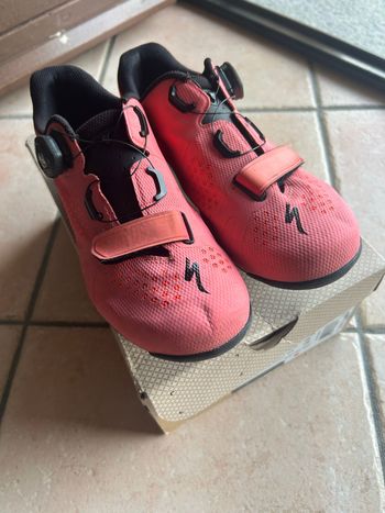 Used Specialized Torch 2.0 Cycling Shoes
