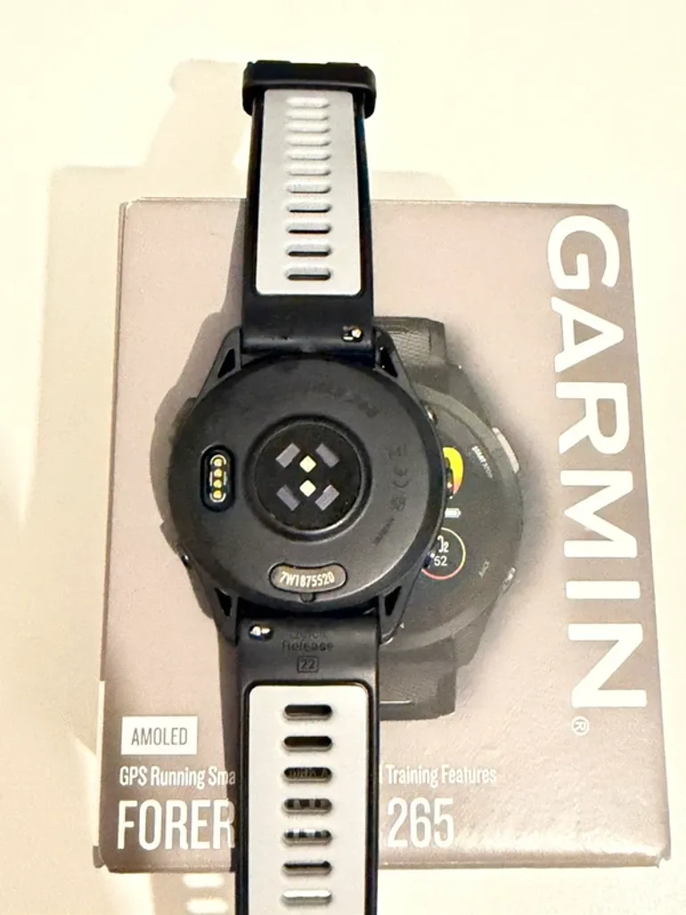 Used Garmin Forerunner 265 bike — image 3 of 4