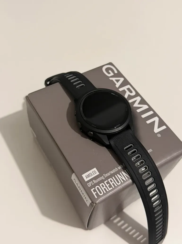 Used Garmin Forerunner 265 bike — image 2 of 4
