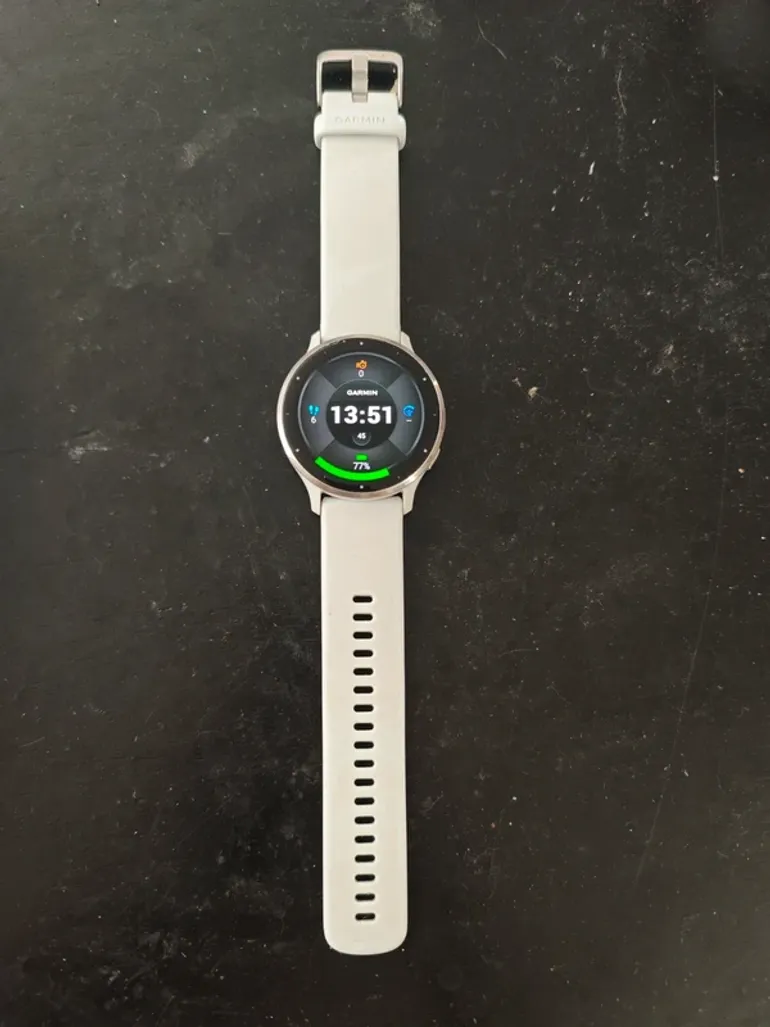 Used Garmin Venu 3 bike — image 2 of 4