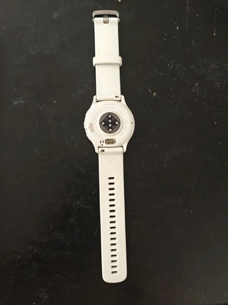 Used Garmin Venu 3 bike — image 3 of 4
