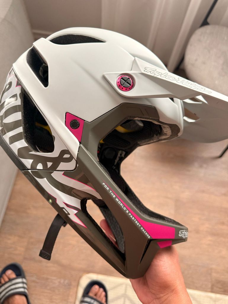Used Troy Lee Designs stage bike — image 3 of 5