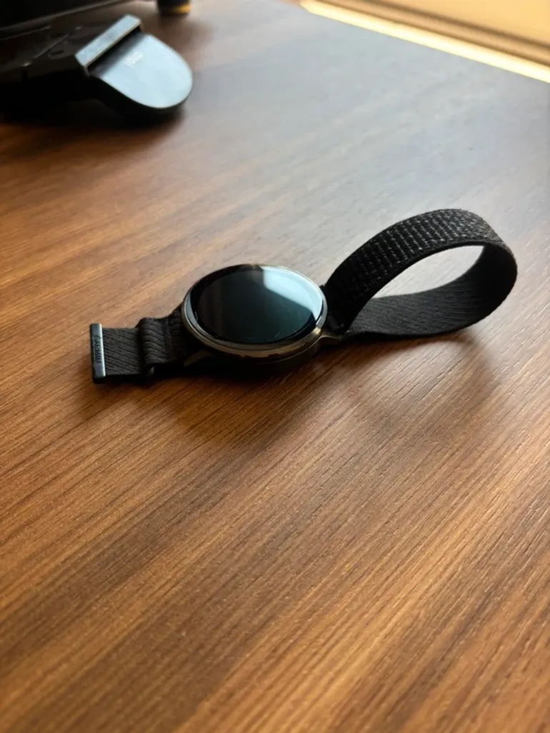 Used Garmin Venu 4 bike — image 4 of 6