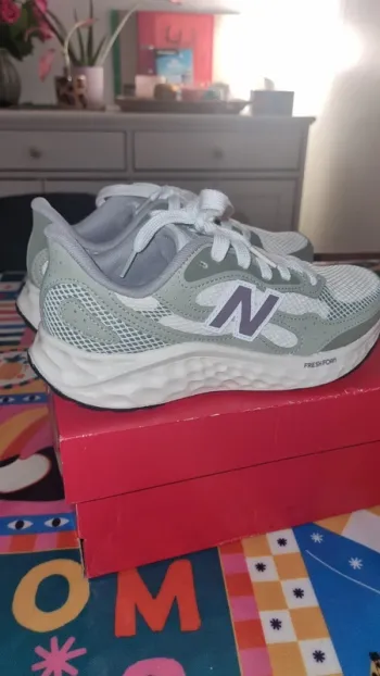 Używany New Balance Fresh Foam Arishi Running Shoes