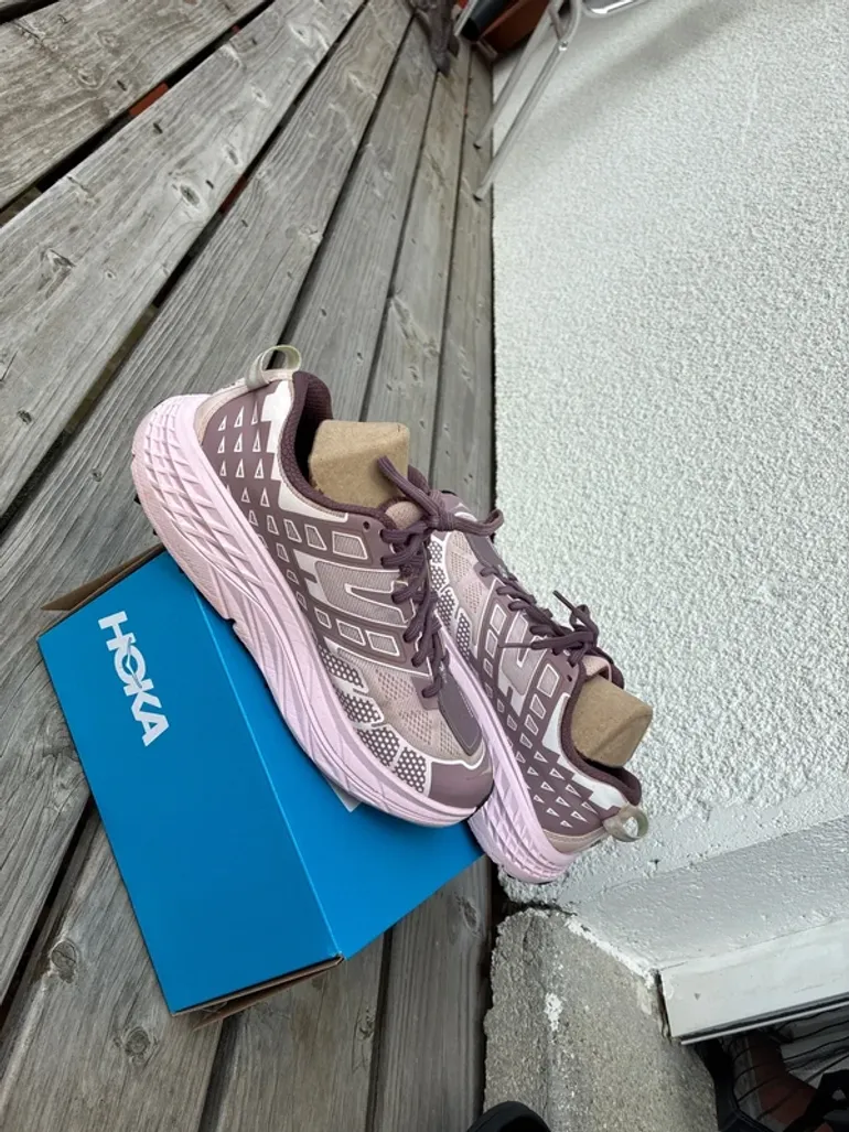 Used Hoka Speedgoat bike — image 2 of 4