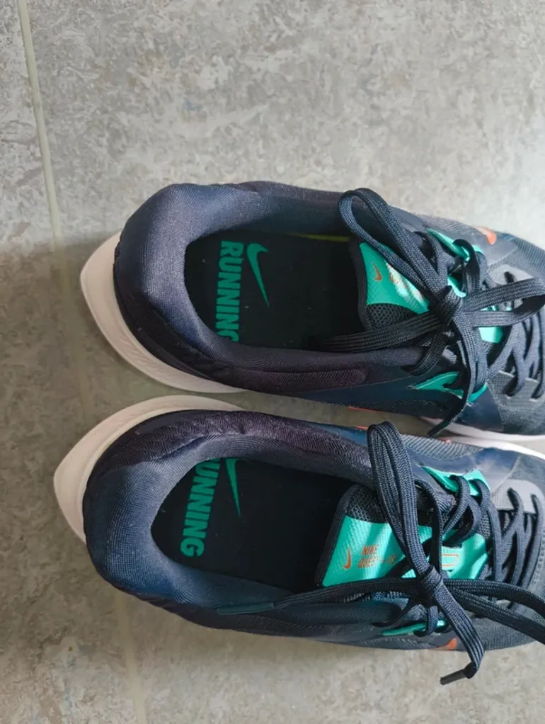 Nike Quest 5 bike usato — immagine 6 di 6