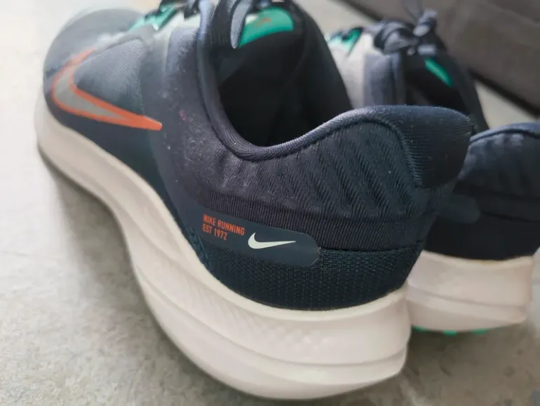 Nike Quest 5 bike usato — immagine 4 di 6