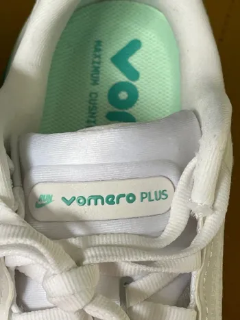 Used Nike Vomero Plus bike — image 3 of 8