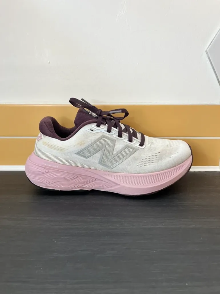 Used New Balance Fresh Foam x880 v15 bike — image 6 of 15