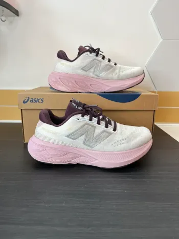 Used New Balance Fresh Foam x880 v15 Running Shoes