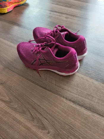 Gebrauchtes Asics GT-2000 10 bike — Bild 2 von 6