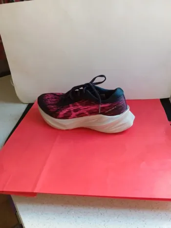 Used Asics Novablast Running Shoes