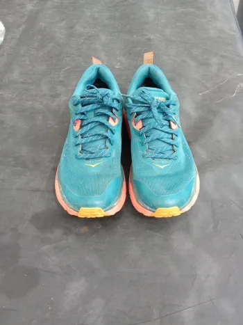 Used Hoka Running Shoes bike — image 3 of 14