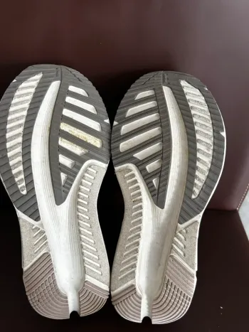 Käytetty Adidas Adistar bike — kuva 2 / 3