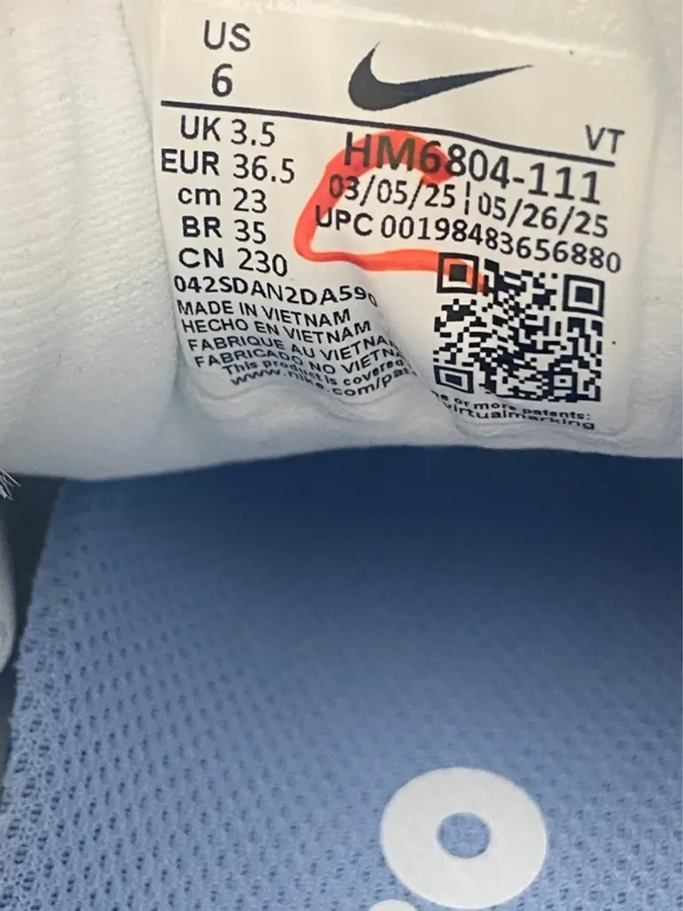 Used Nike Vomero 18 bike — image 7 of 8
