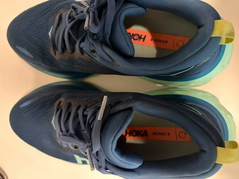 Used Hoka Running Shoes 39.5 bike — image 3 of 5