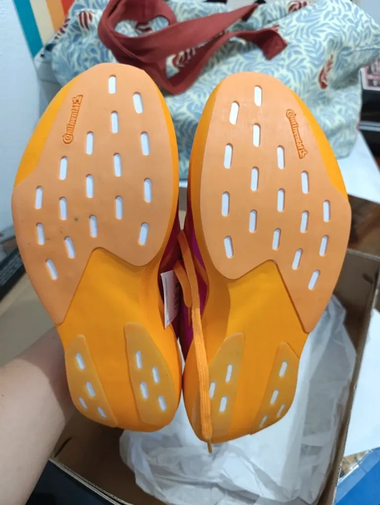 Adidas running shoes bike d'occasion — image 2 sur 4