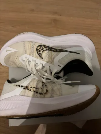 Použité Nike Sneaker bike — obrázek 8 z 11