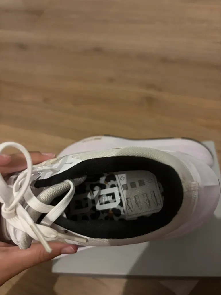 Použité Nike Sneaker bike — obrázek 7 z 11