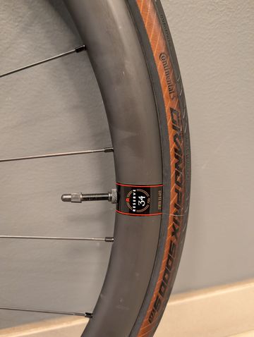 Reserve 34 carbon front wheel bike usato — immagine 2 di 5