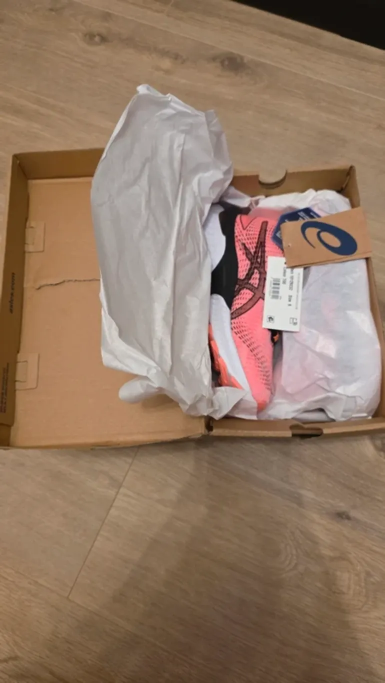 Käytetty Asics Gel Saiun bike — kuva 2 / 2