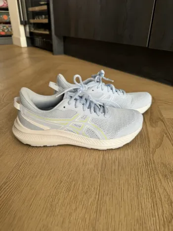 Used Asics Running Shoes Running Shoes