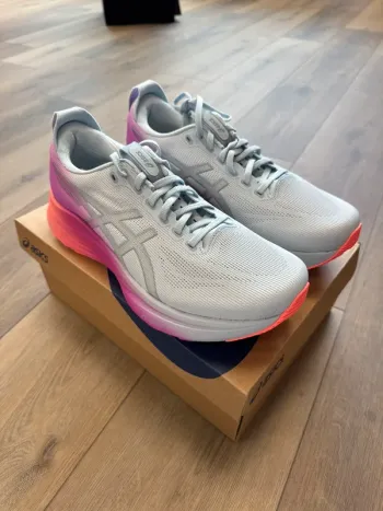 Used Asics Gel-Kayano bike — image 2 of 5