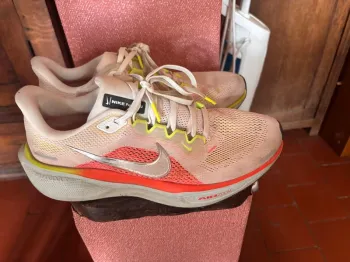 Used Nike Sportschuhe Running Shoes