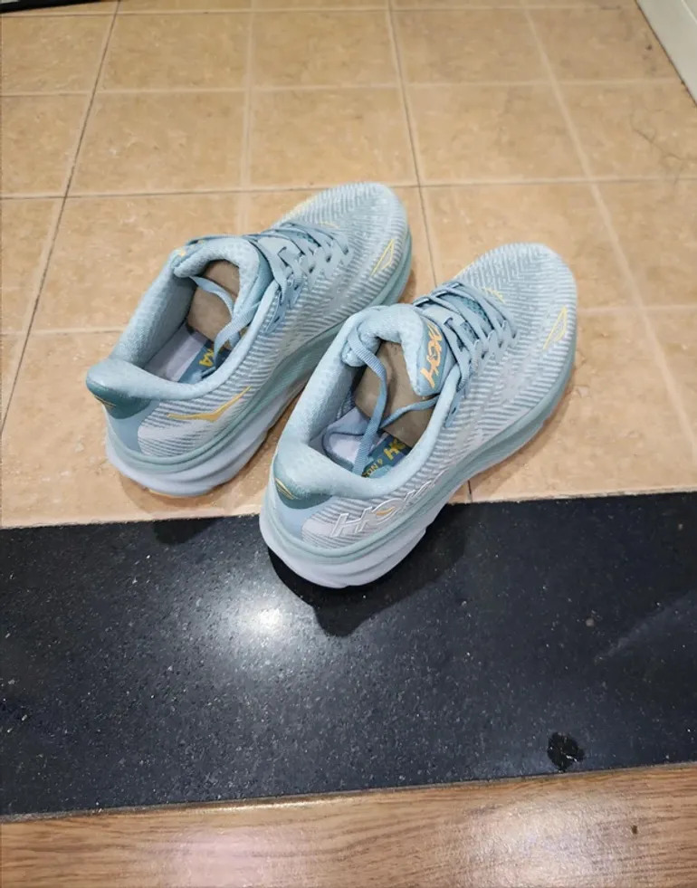 Used Hoka Laufschuhe bike — image 2 of 5