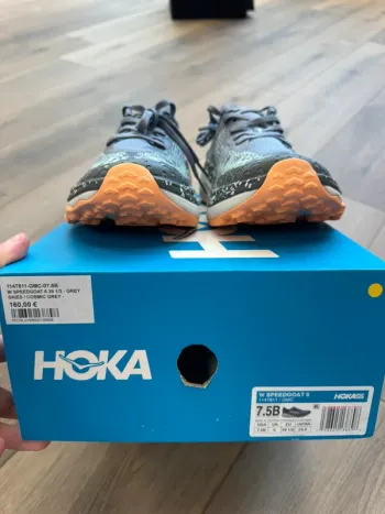 Used Hoka Speedgoat 6 bike — image 3 of 5