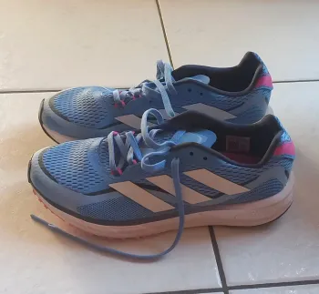 Used Adidas Lightstrikego Running Shoes