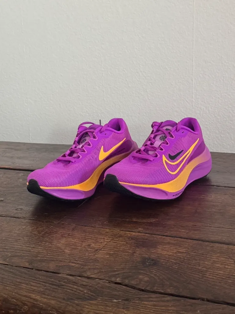 Used Hyper Zoom Fly 5 bike — image 2 of 4