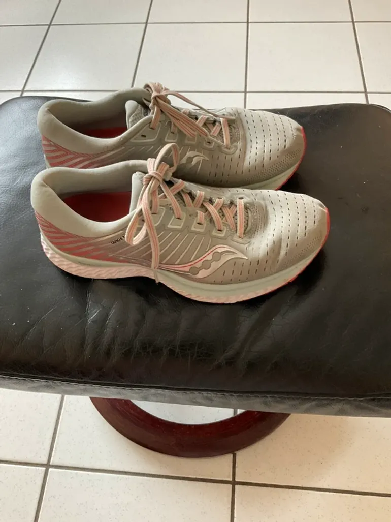 Gebrauchtes Saucony Running Shoes bike — Bild 2 von 7