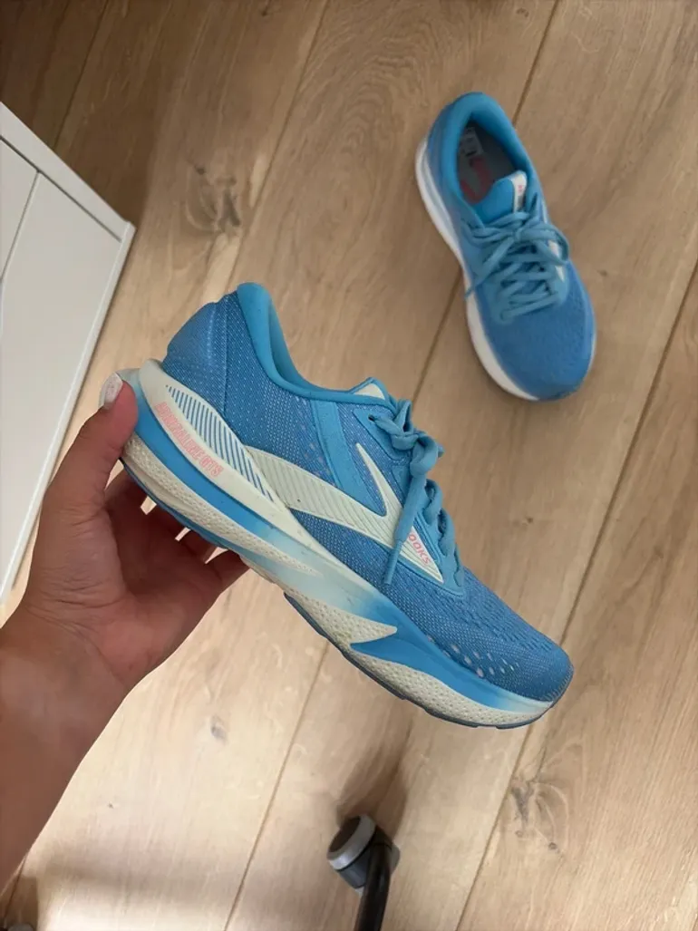 Used Brooks Laufschuhe bike — image 2 of 4
