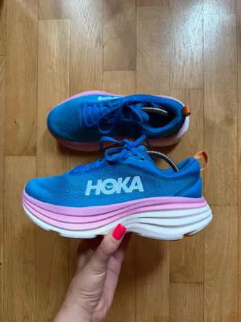 Used Hoka Bondi 8 Wide bike — image 2 of 11
