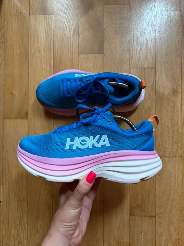 Used Hoka Bondi 8 Wide bike — image 2 of 11