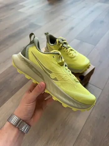 Gebrauchtes Saucony Peregrine 15 Running Shoes