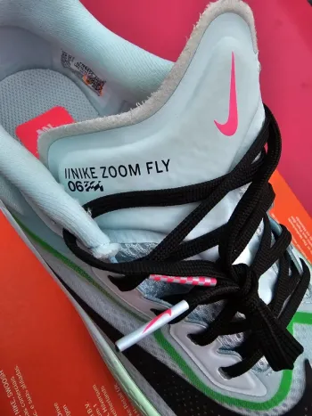 Used 100% Zoom Fly 6 bike — image 5 of 12