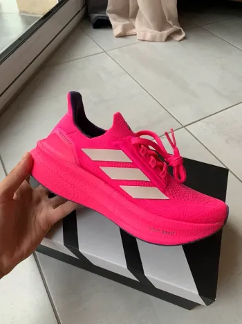 Gebrauchtes Adidas Ultra Boost Running Shoes