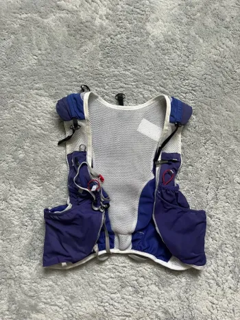 Used Lightweight ADV Skin 12 Running Accessories