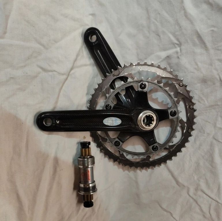 Tweedehands Fsa Carbon Team Issue bike — afbeelding 2 van 6