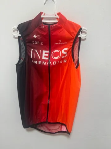 Używany Gobik Exclusive vest Team Ineos Grenadier size S Cycling Clothing
