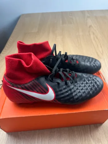 Used Nike Magista Obra FG bike — image 4 of 7