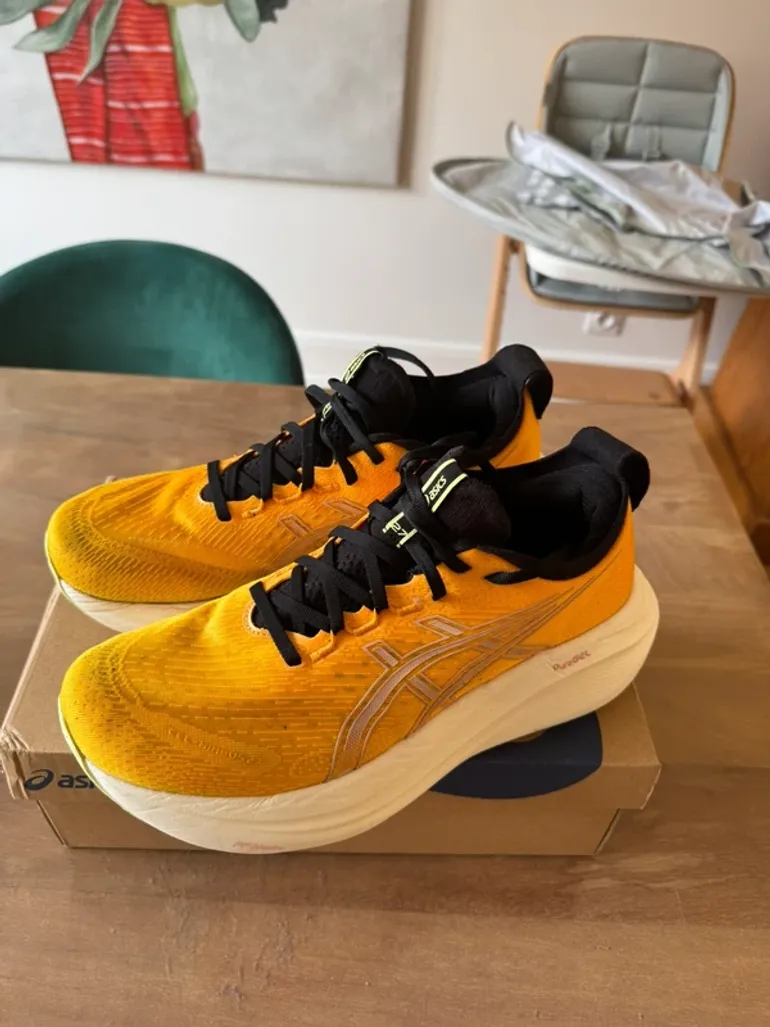 Used Asics Gel Nimbus 27 2025 bike — image 6 of 8