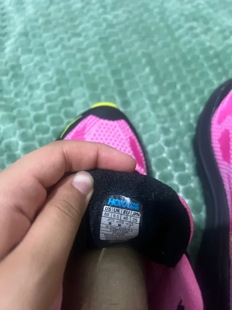 Used Hoka Challenger 8 bike — image 5 of 5