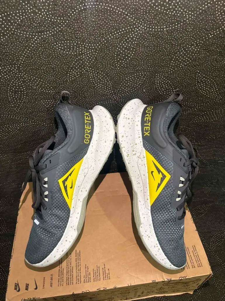 Used 100% Juniper Trail 2 GTX bike — image 2 of 15