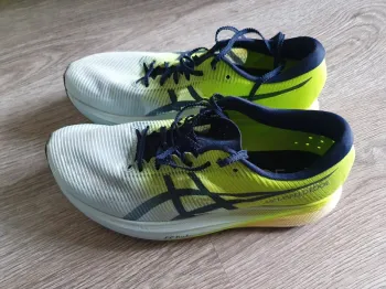 Używany Asics Metaspeed Edge+ Running Shoes