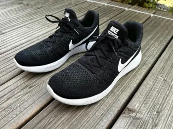 Gebrauchtes White Lunarepic Flyknit 2 Running Shoes